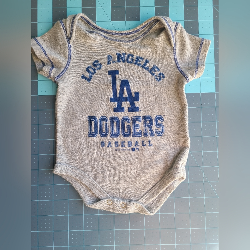 Genuine Merchandise - LA Dodgers Basebaall Gray Onesie with Blue Trim